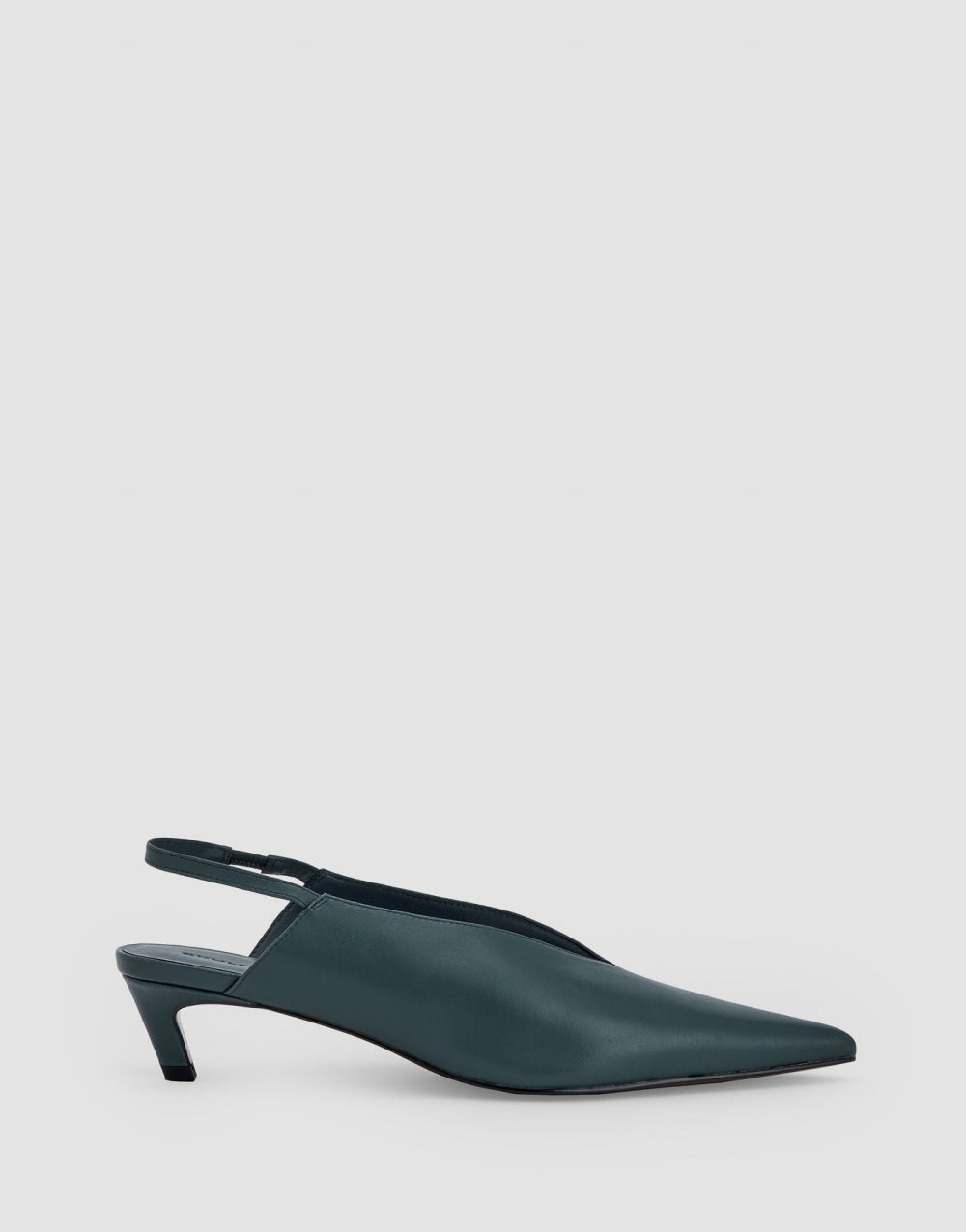 Leather slingback shoe