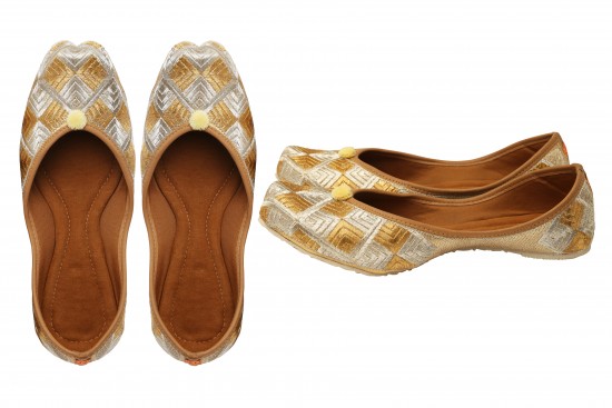 White & Gold Thread Women mojdi / Shoes