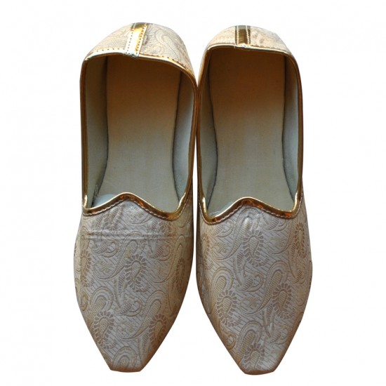Cream Brocade With Gold Piping Mojdi/Shoes
