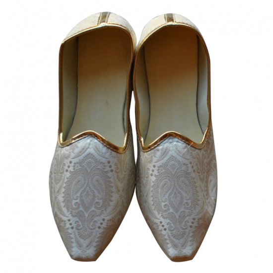 White Brocade With Gold Piping Mojdi/Shoes